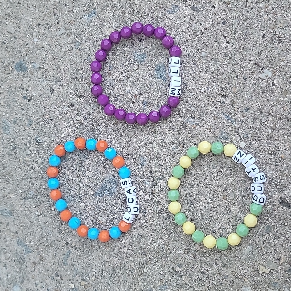 Stranger things bracelets - Picture 3 of 4